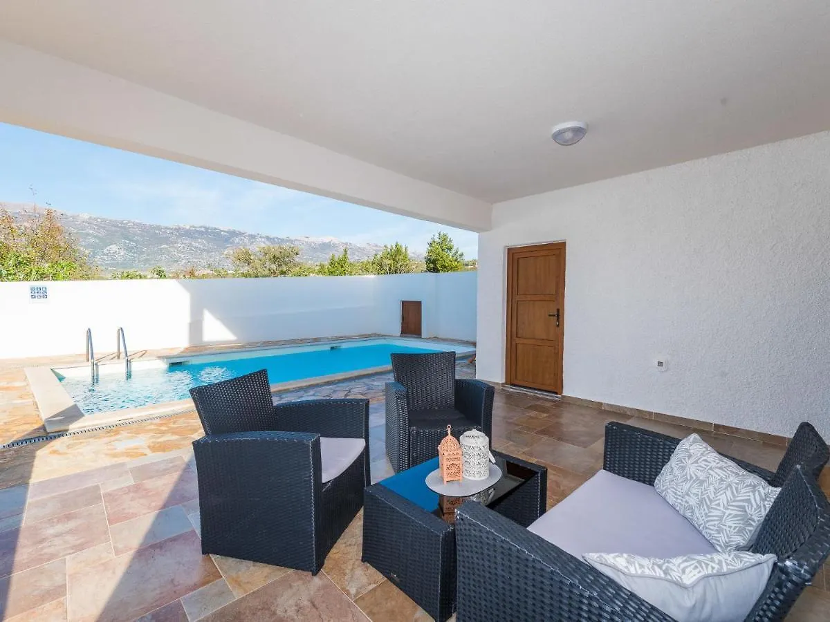 Holiday Home Velebit By Interhome Rovanjska
